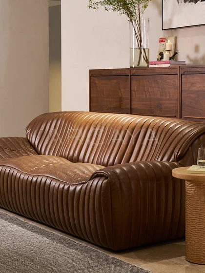 Riva Mont Straight Sofa - front view 05
