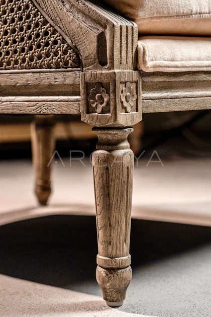 Dover Wood Decorative Object — interior view 04