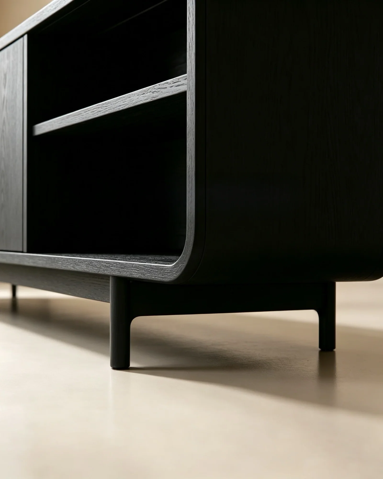 One silhouette. Your dimensions, comfort and finish.