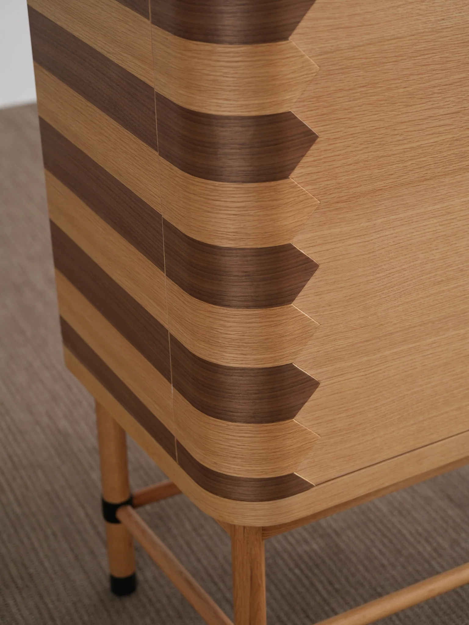 One silhouette. Your dimensions, comfort and finish.
