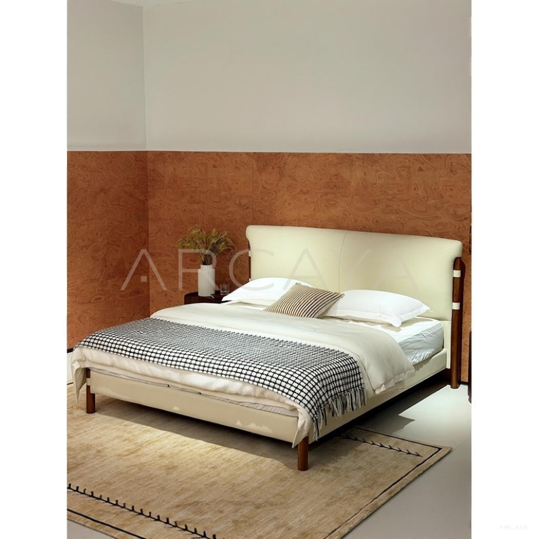 Jeaek Aosta Bed - scene