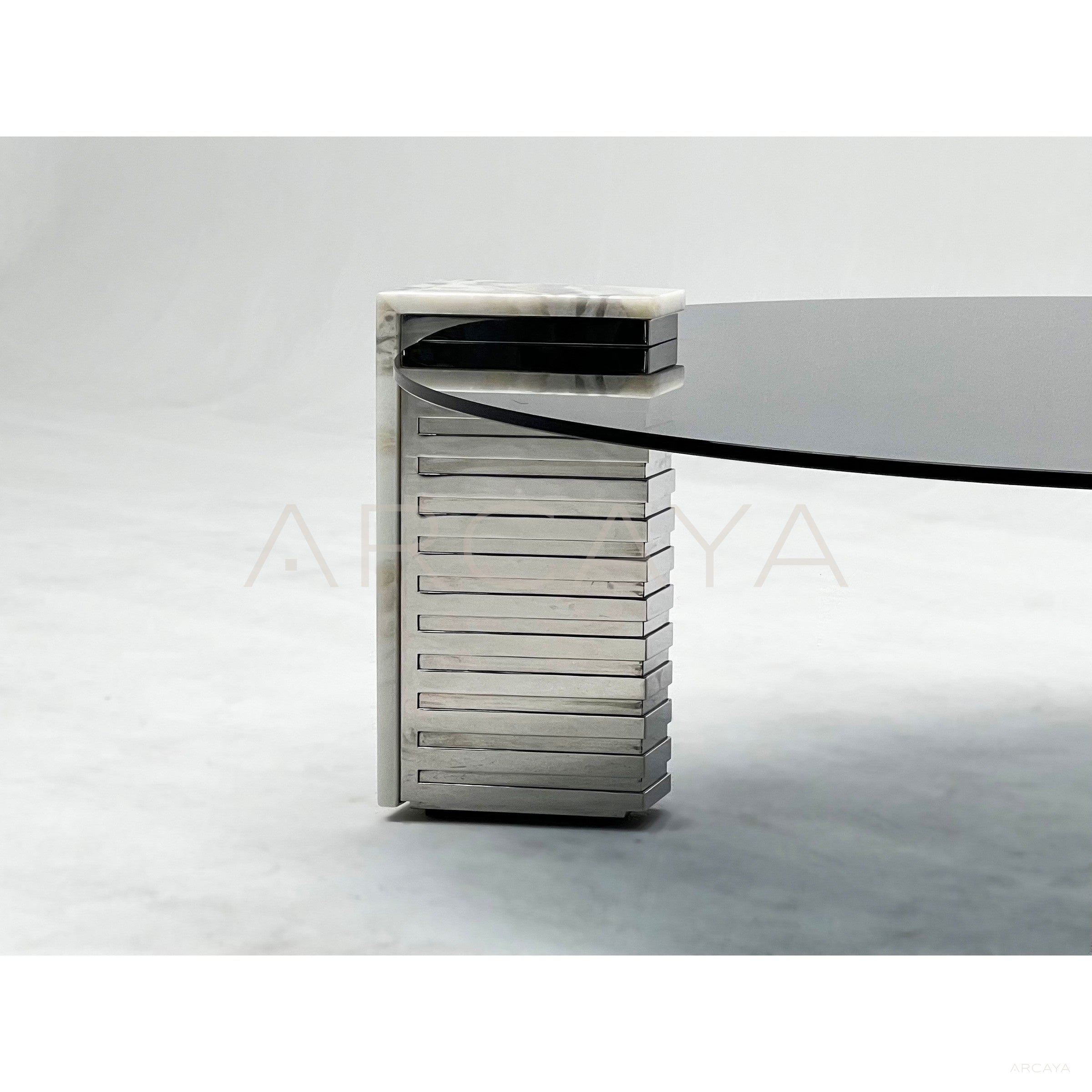 Admeto Round Coffee Table - scene