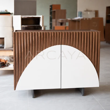 Fiera House Cabinet - front view 06