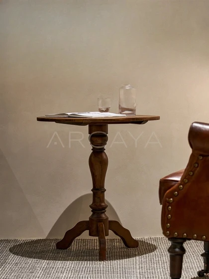 Riva Meadow Side Table - front view 03