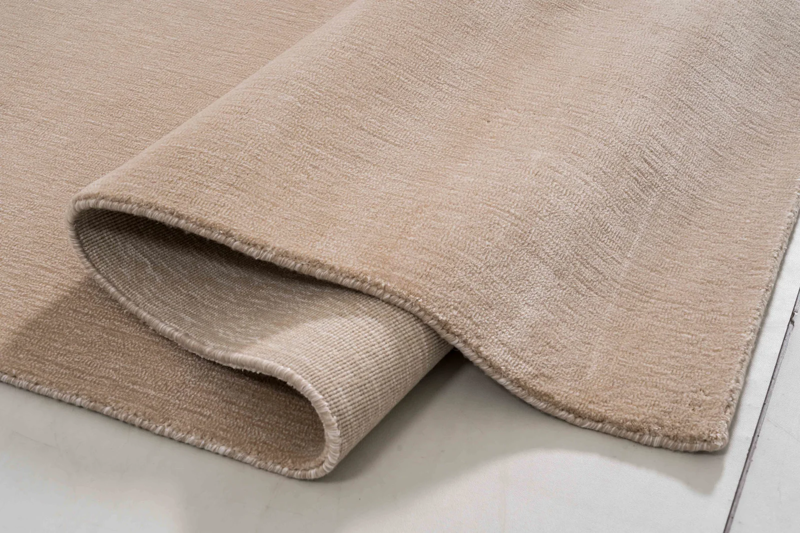 One silhouette. Your dimensions, comfort and finish.