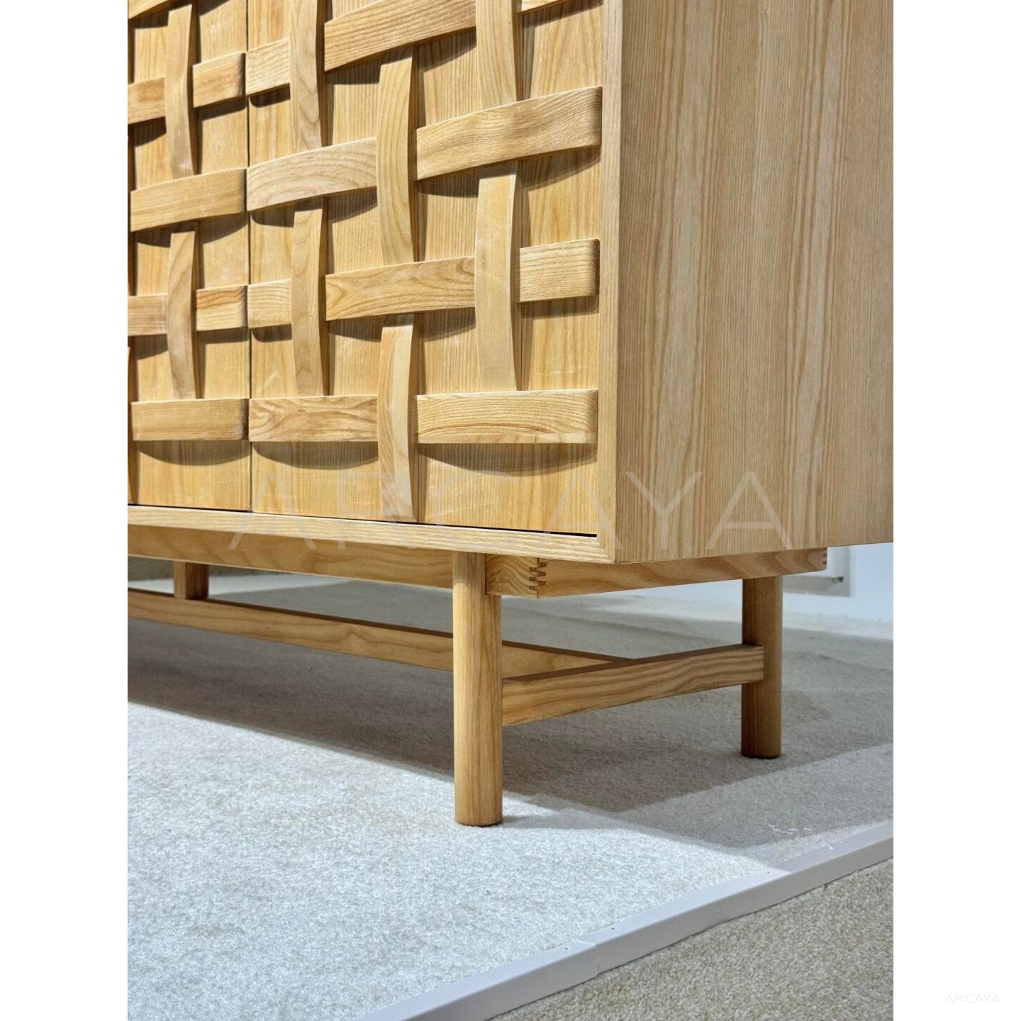 Beautiful Cabinet Moisland - scene