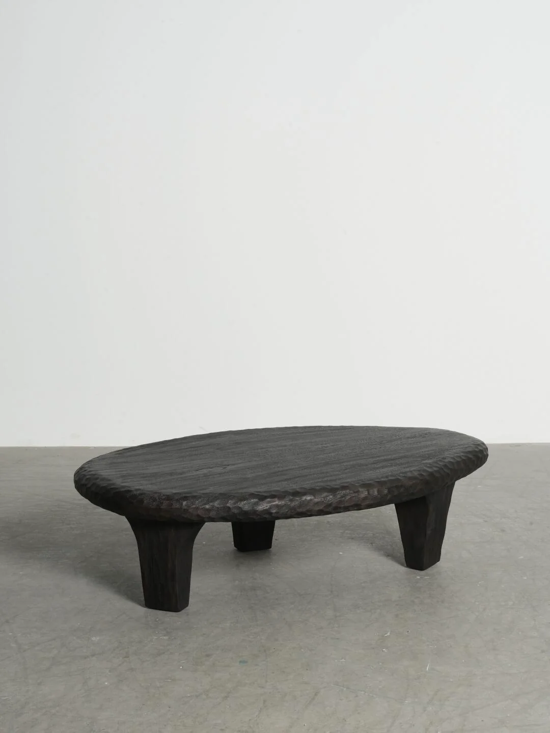 One silhouette. Your dimensions, comfort and finish.