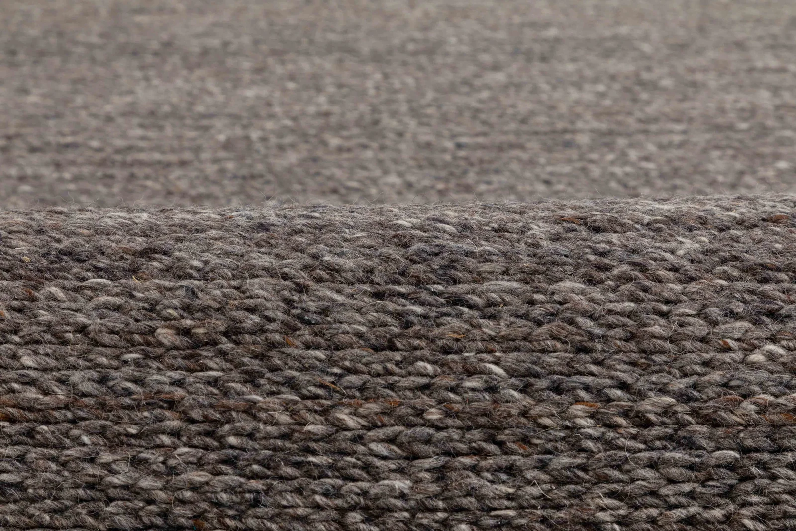 One silhouette. Your dimensions, comfort and finish.