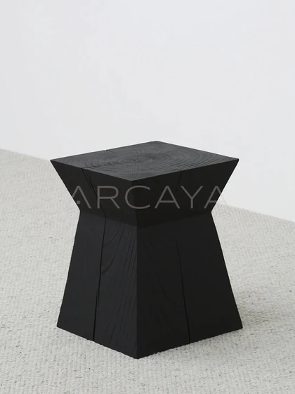 Alder Onyx Side Table - product view 01