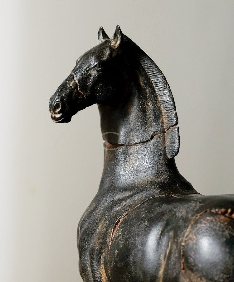 Horse Ornament Desktop Entryway - scene