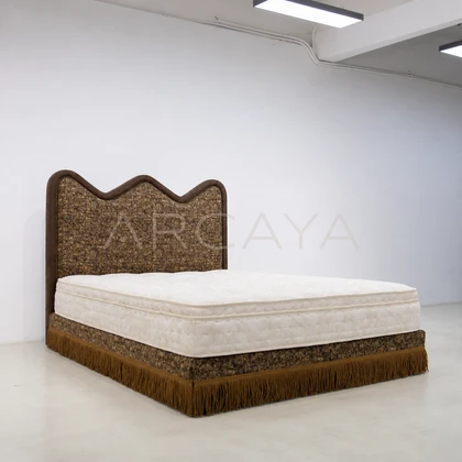 Fiera Ash Bed - front view 05