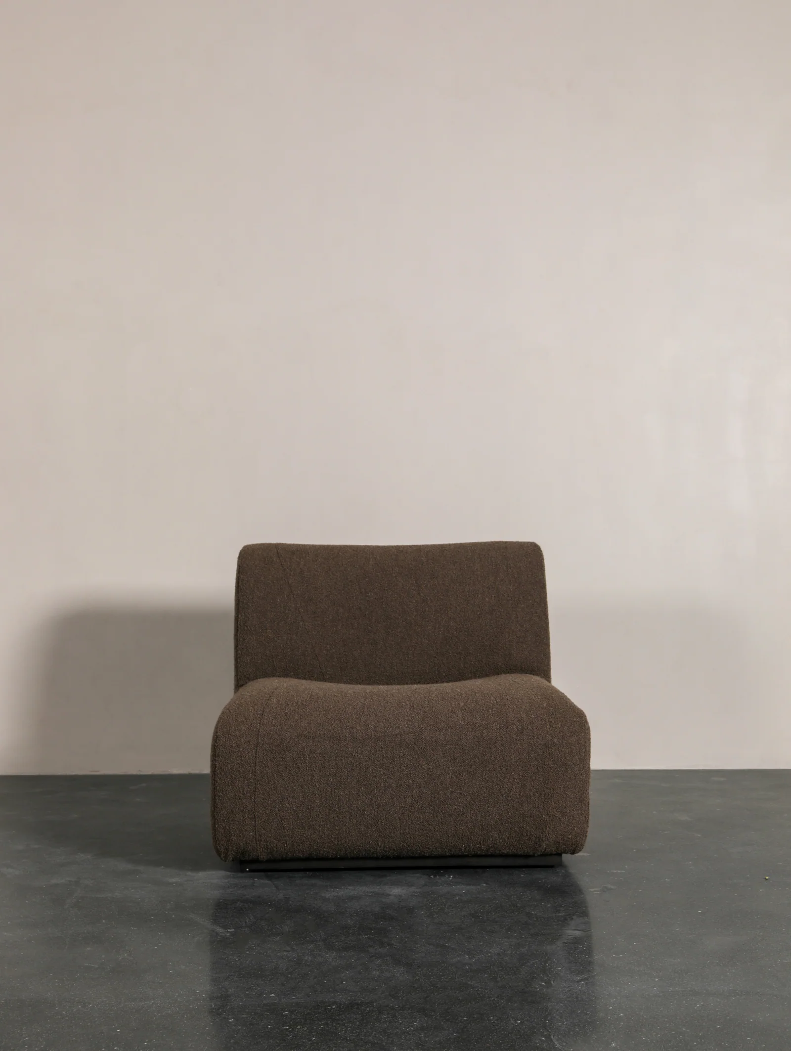One silhouette. Your dimensions, comfort and finish.