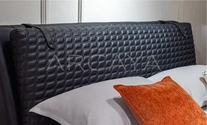 Juno Noir Bed - front view 02