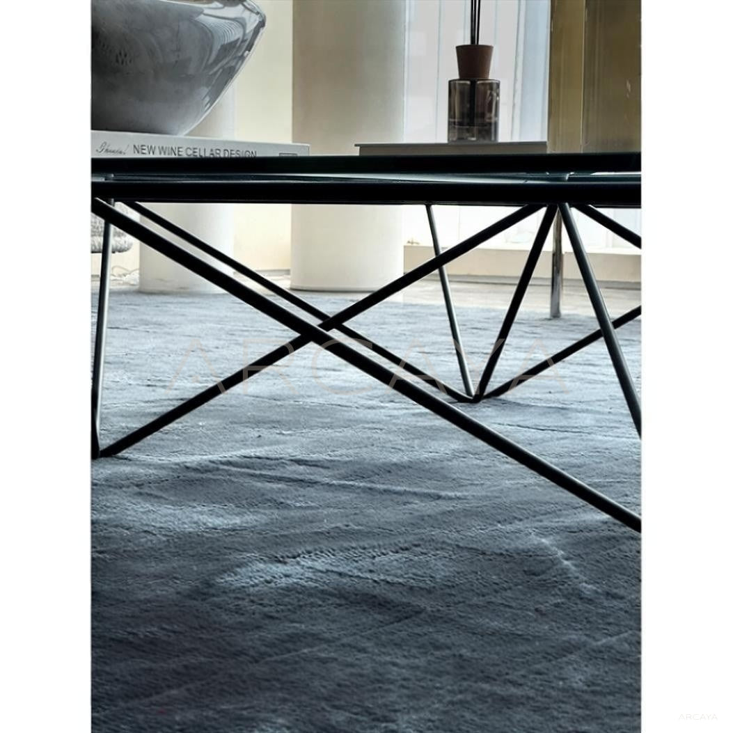 Jeaek Iron Ridge Side Table - scene