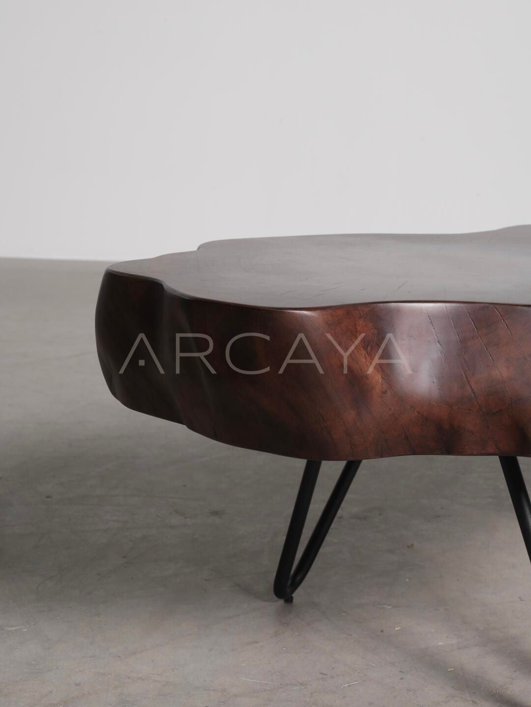 Solid Wood Slab Irregular Coffee Table - detail