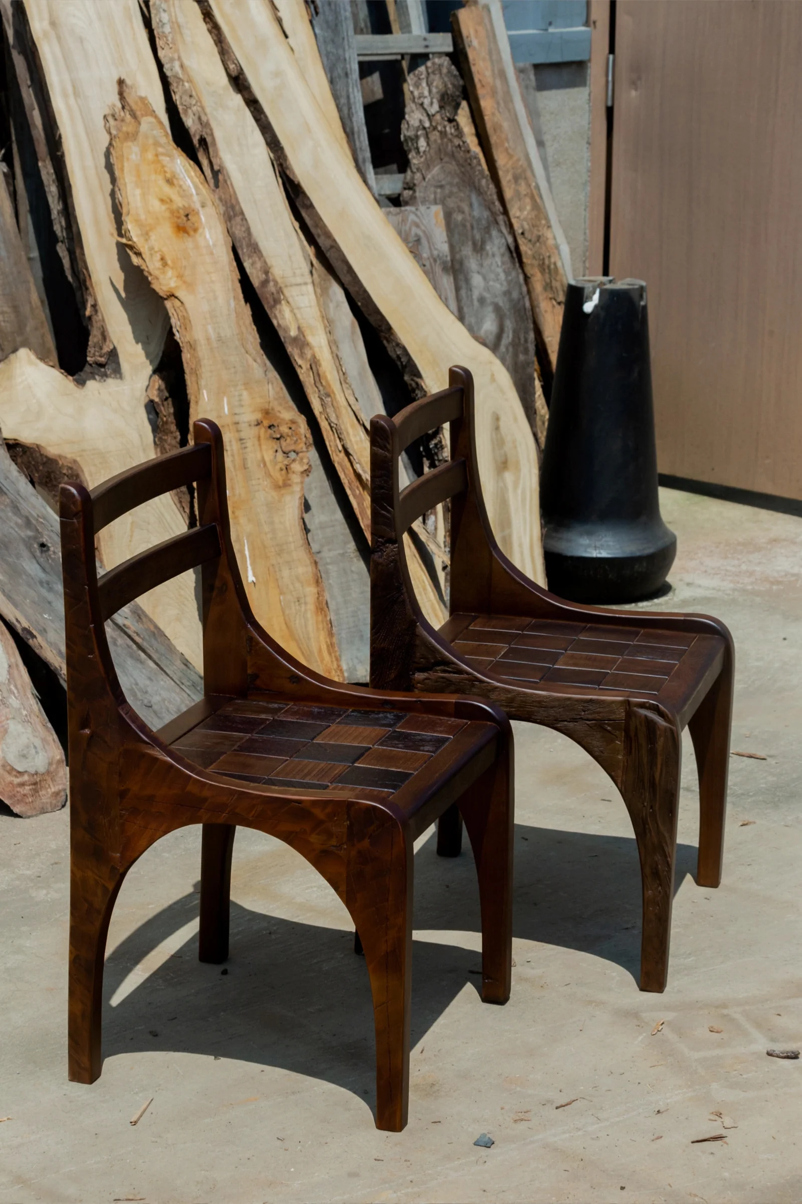 One silhouette. Your dimensions, comfort and finish.