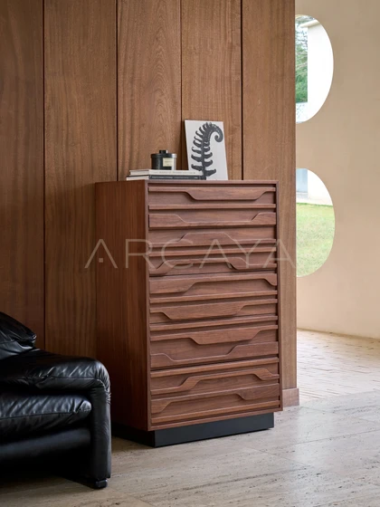 Elara Wood Decorative Object — interior view 09