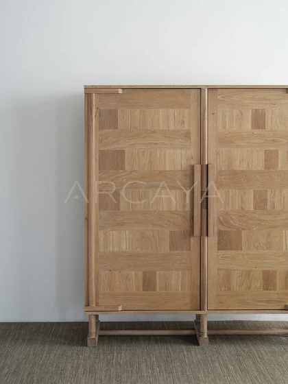 Enna Pearl Sideboard - front view 02
