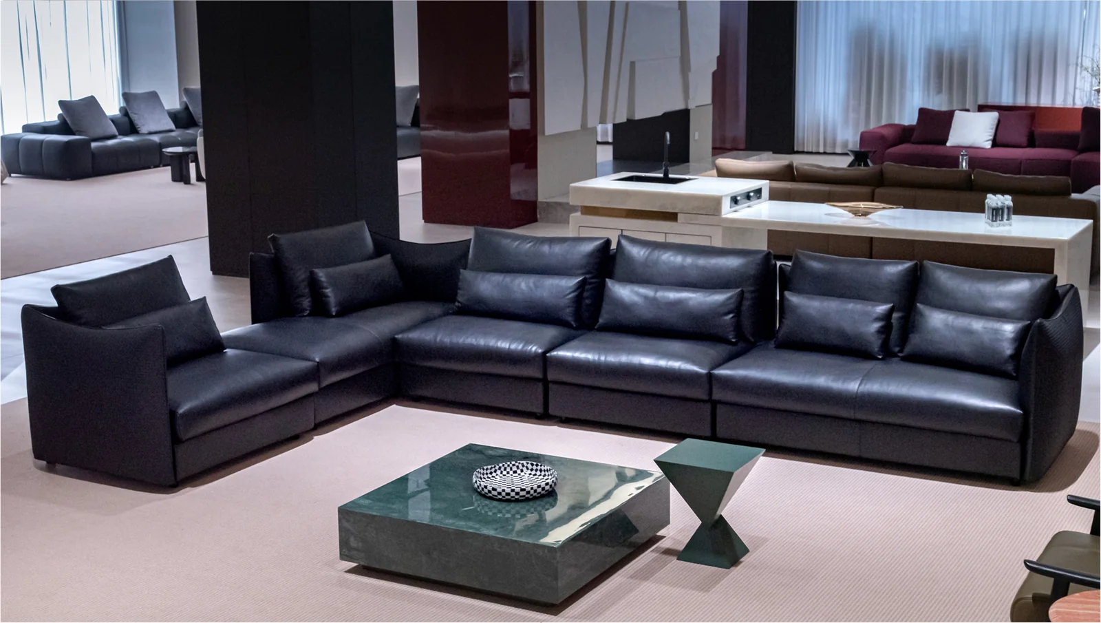 One silhouette. Your dimensions, comfort and finish.